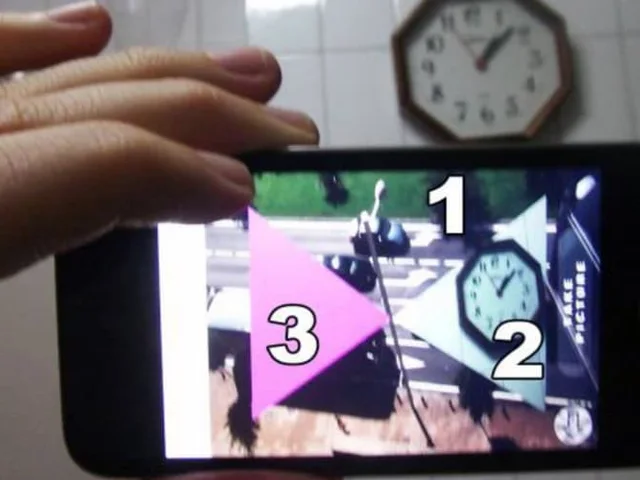 PhotoPieces: A Smart Phone Tool to Create Photo Collages